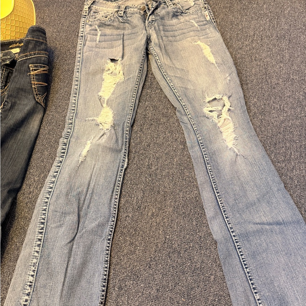 Large lot brand jeans - Picture 3 of 6